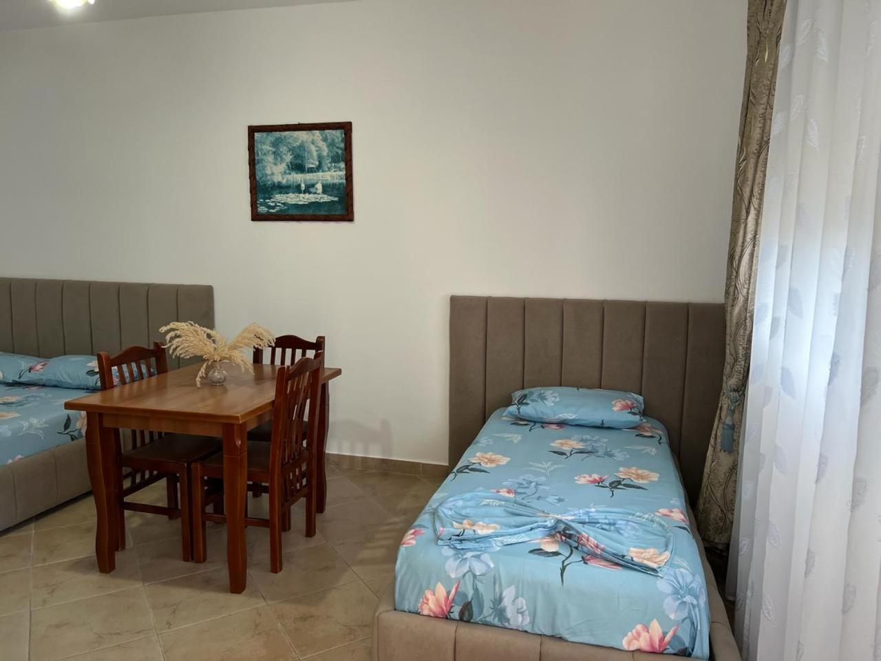 Armando Home Vlorë Esterno foto