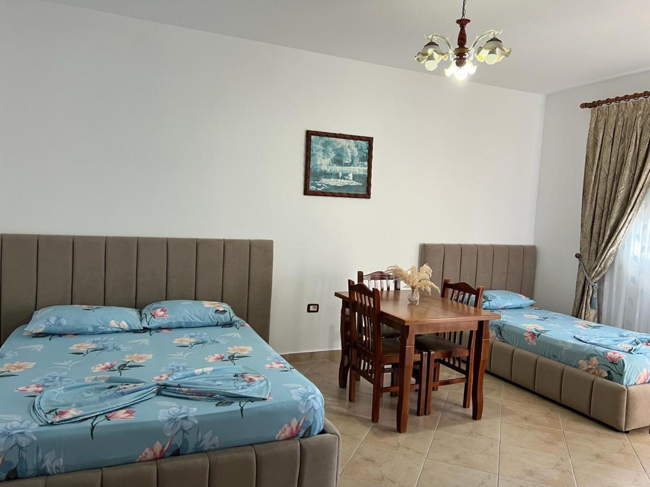 Armando Home Vlorë Esterno foto